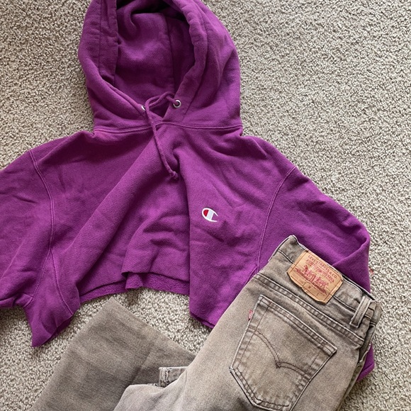 Champion Tops - CHAMPION REVERSE WEAVE CROPPED HOODIE purple medium sweater
